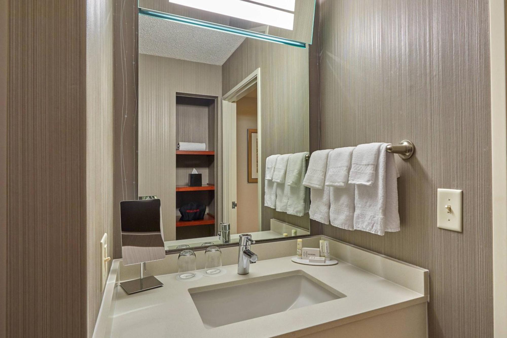 Courtyard By Marriott Eugene Springfield Hotell Eksteriør bilde